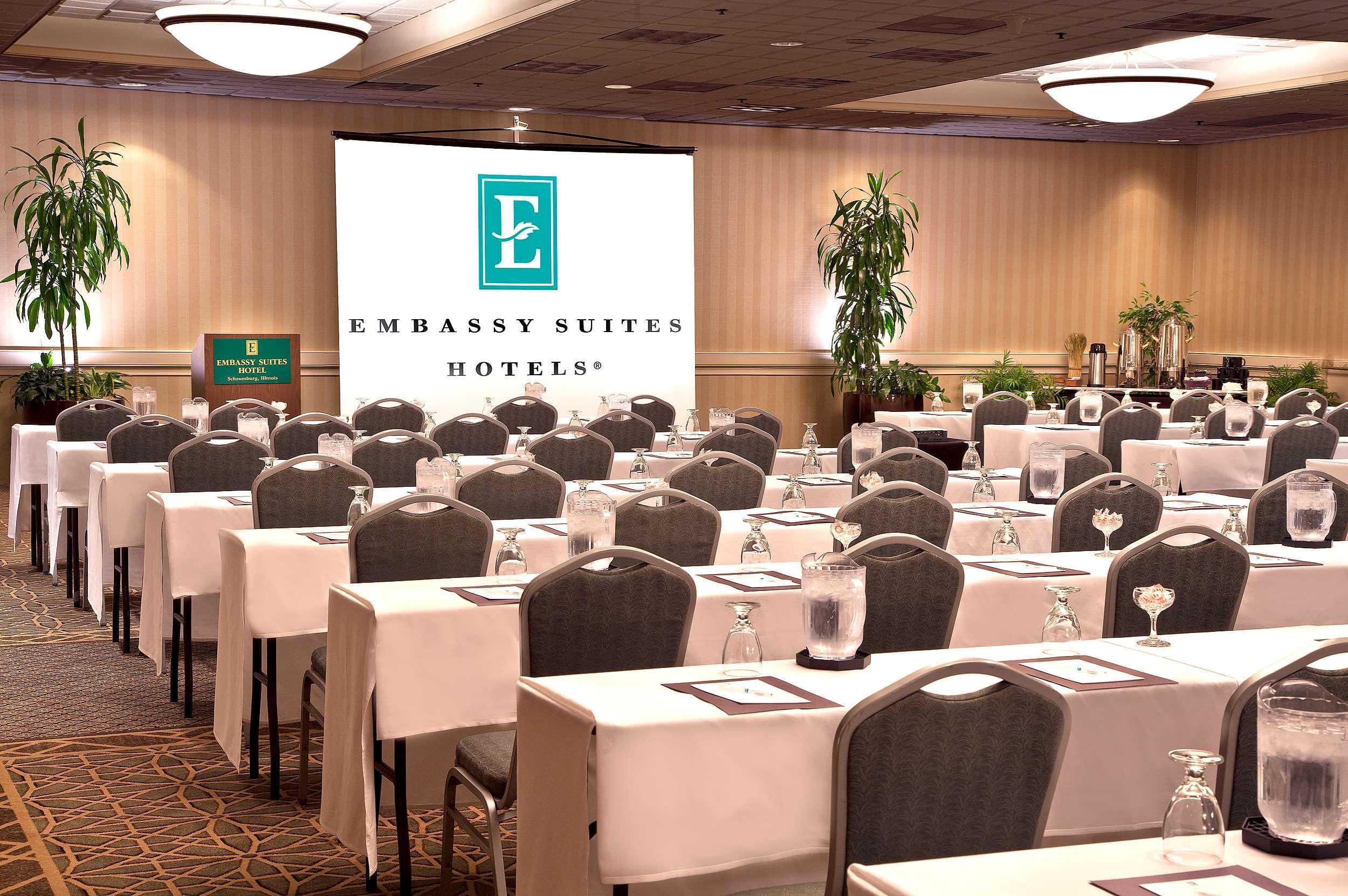 Embassy Suites By Hilton Chicago Schaumburg Woodfield Esterno foto