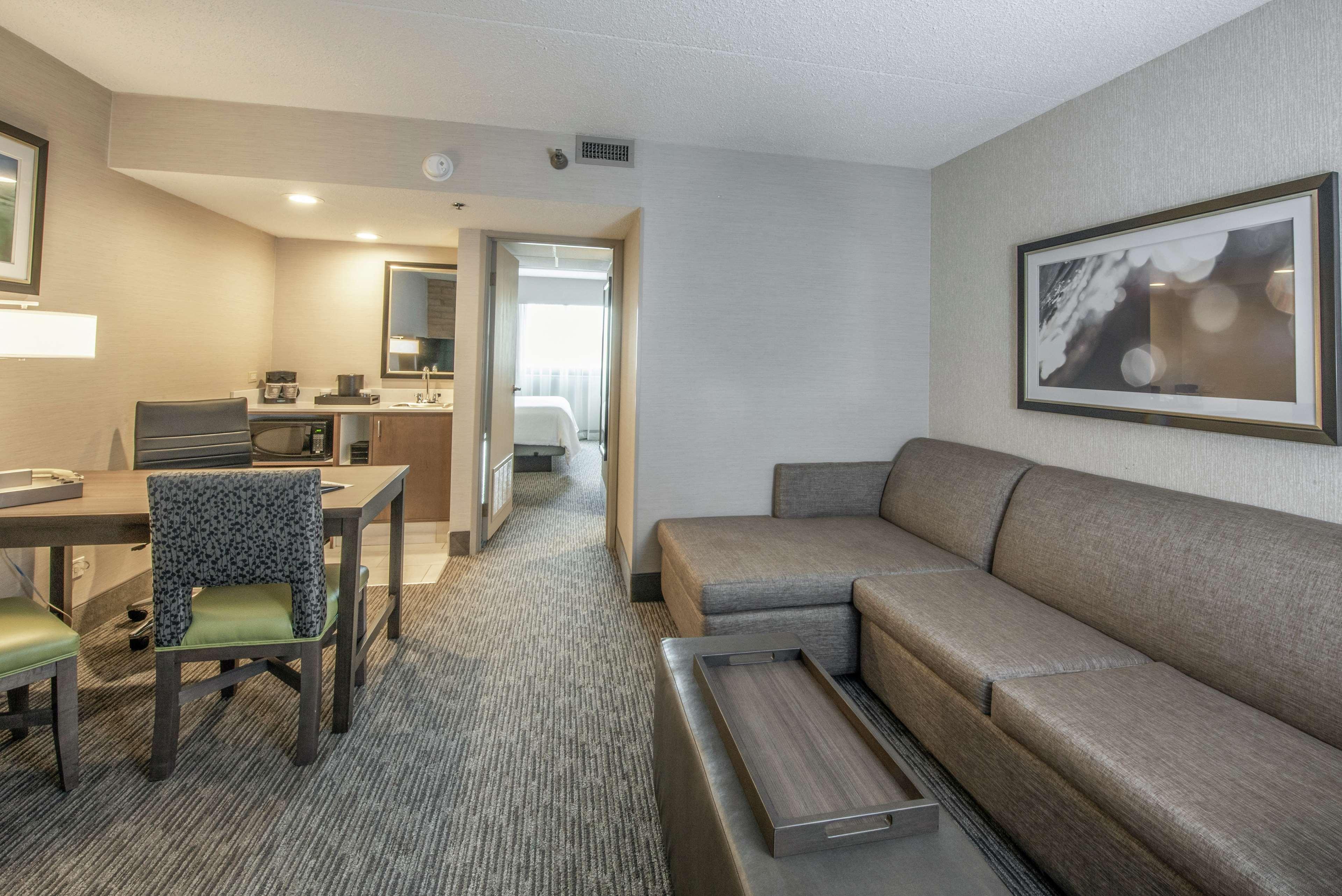 Embassy Suites By Hilton Chicago Schaumburg Woodfield Esterno foto