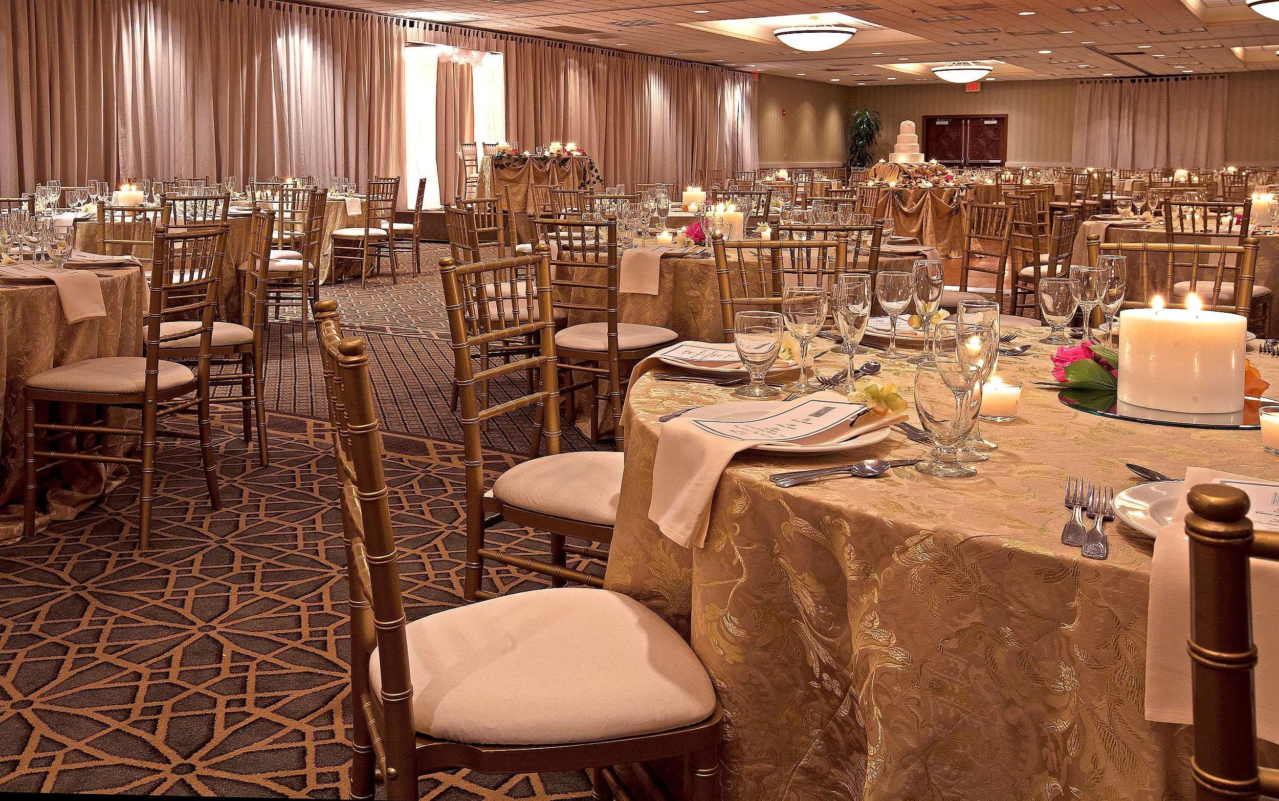 Embassy Suites By Hilton Chicago Schaumburg Woodfield Esterno foto