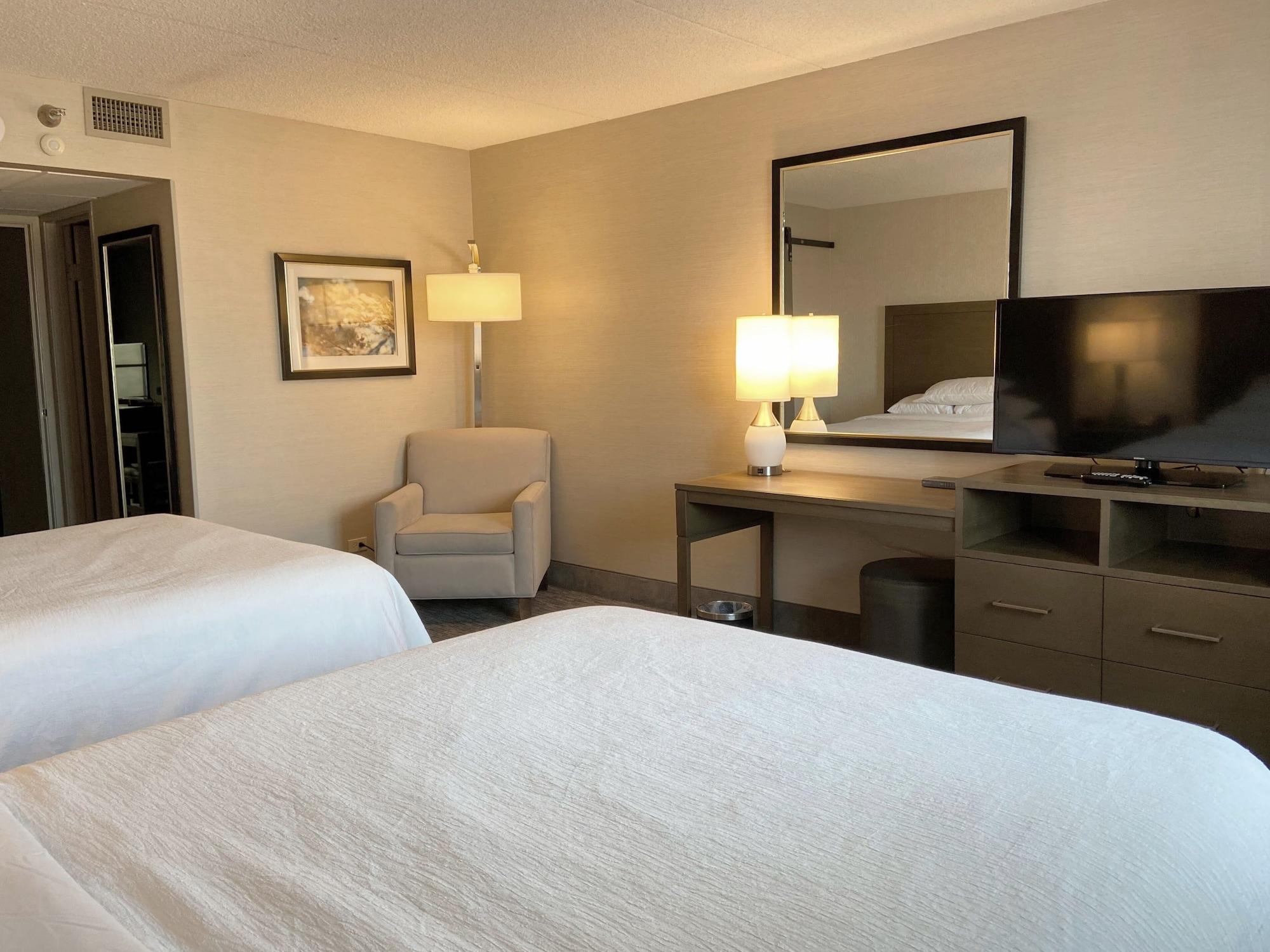 Embassy Suites By Hilton Chicago Schaumburg Woodfield Esterno foto